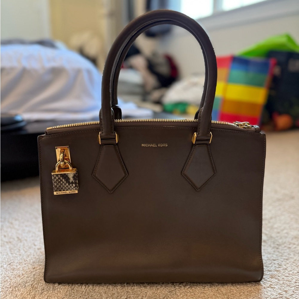 Authentic Michael Kors Handbag